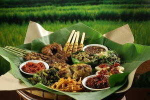 the uma bali balinese restaurant paket 4 orang platter food
